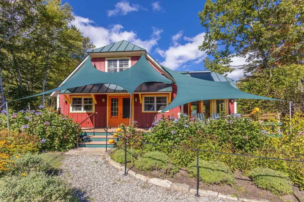 49 Spring Lane Rockport ME 04856