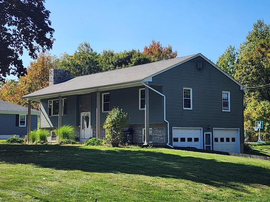 14 Fuller Drive Winslow ME 04901