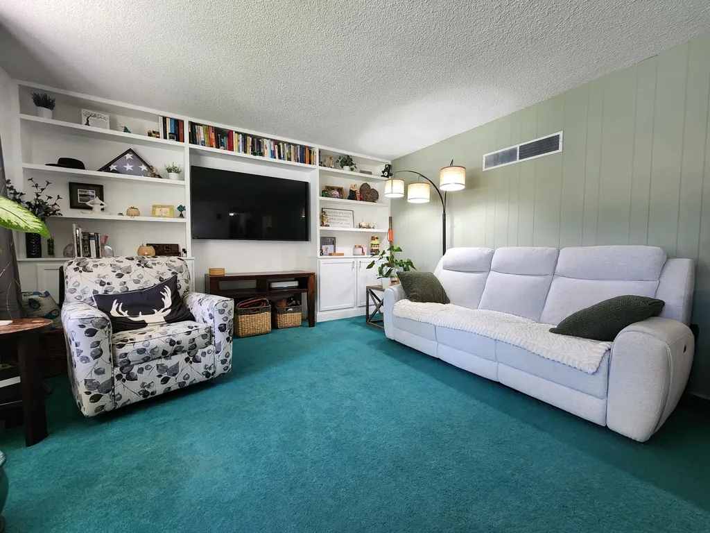 14 Fuller Drive Winslow ME 04901