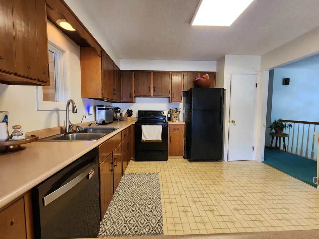 14 Fuller Drive Winslow ME 04901
