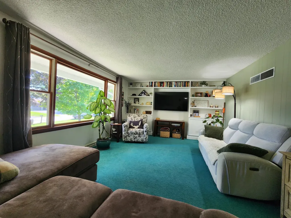 14 Fuller Drive Winslow ME 04901