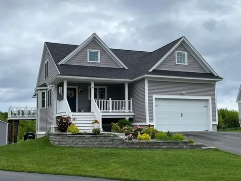 49 Huntington Way Kittery ME 03904