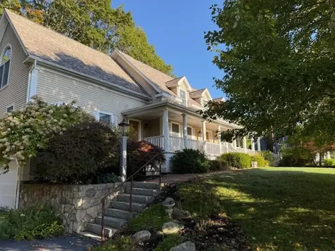 9 Jeffrey Drive York ME 03909