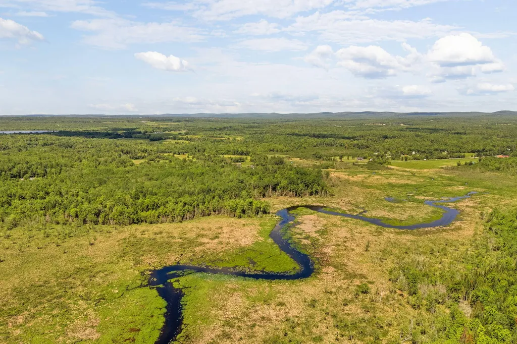 2979 Hudson Road Hudson ME 04449