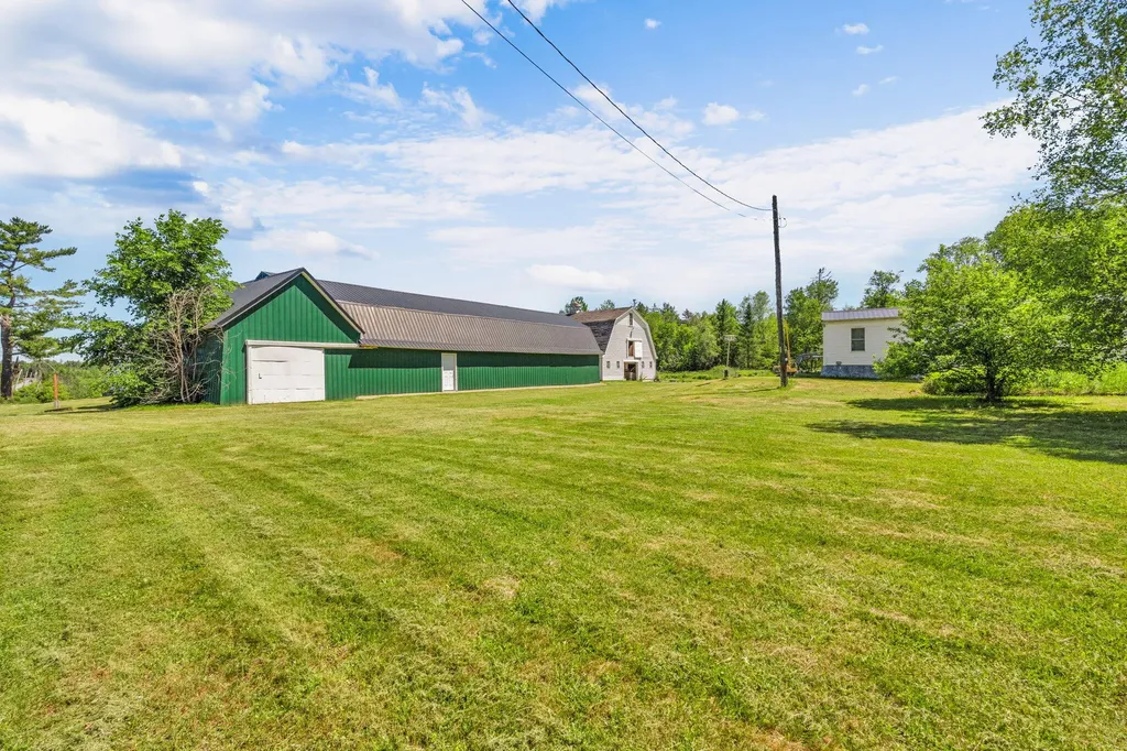 2979 Hudson Road Hudson ME 04449