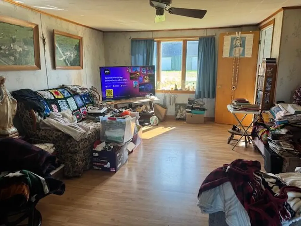 2979 Hudson Road Hudson ME 04449