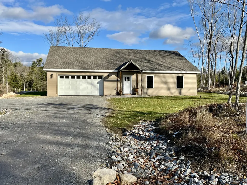 60 Chapman Road Harrison ME 04040