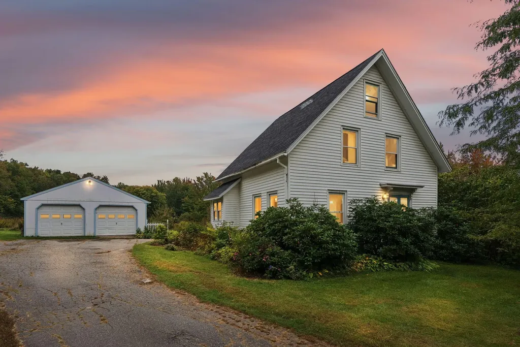 113 Mount Pleasant Road Union ME 04862