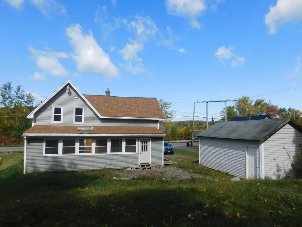15 Main Road Eddington ME 04428