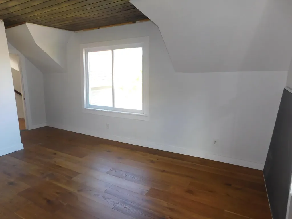 15 Main Road Eddington ME 04428