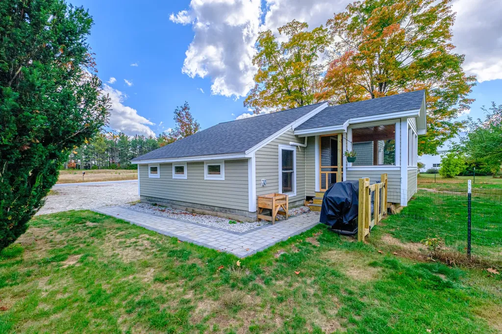 781 North Road Bethel ME 04217
