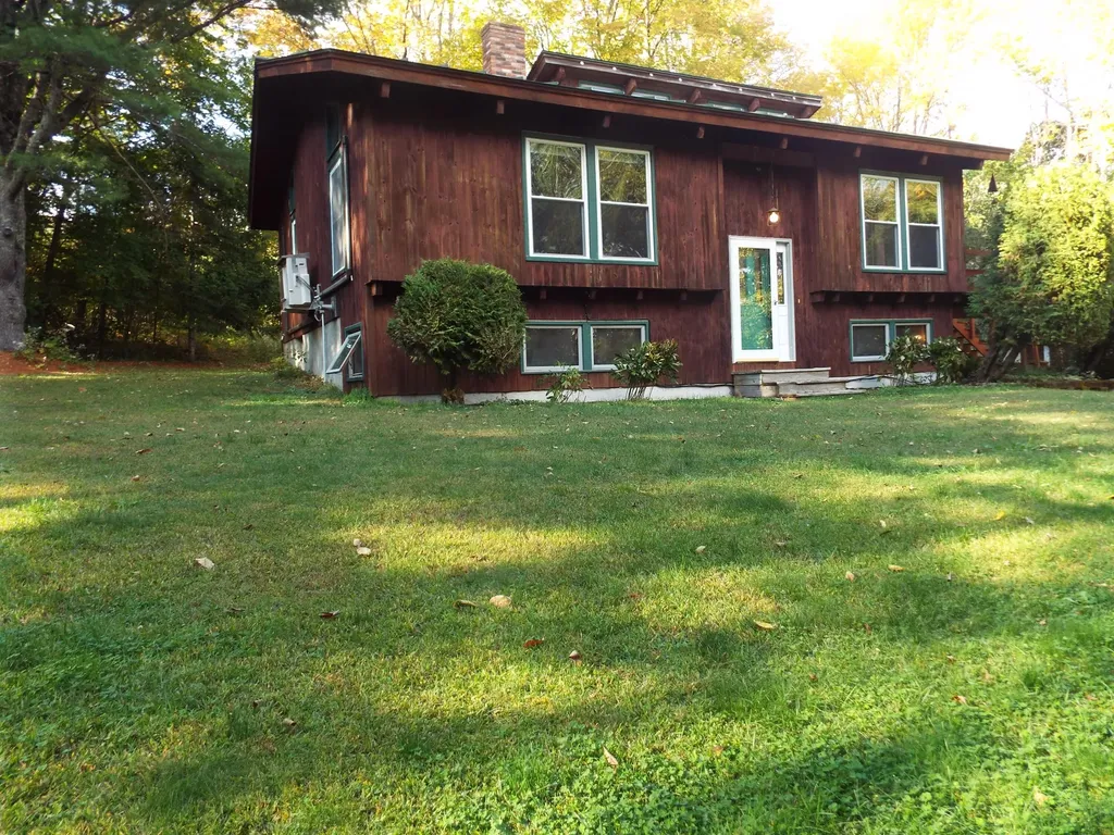 612 Billings Road Hermon ME 04401
