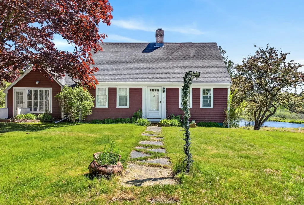 366 Mooseneck Road Addison ME 04606