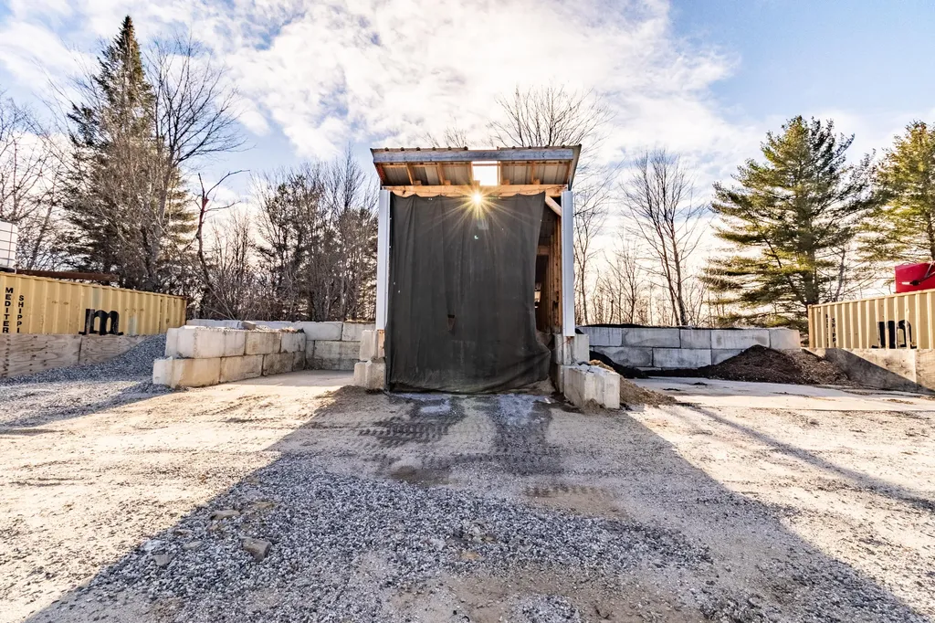 587 College Road Greene ME 04236