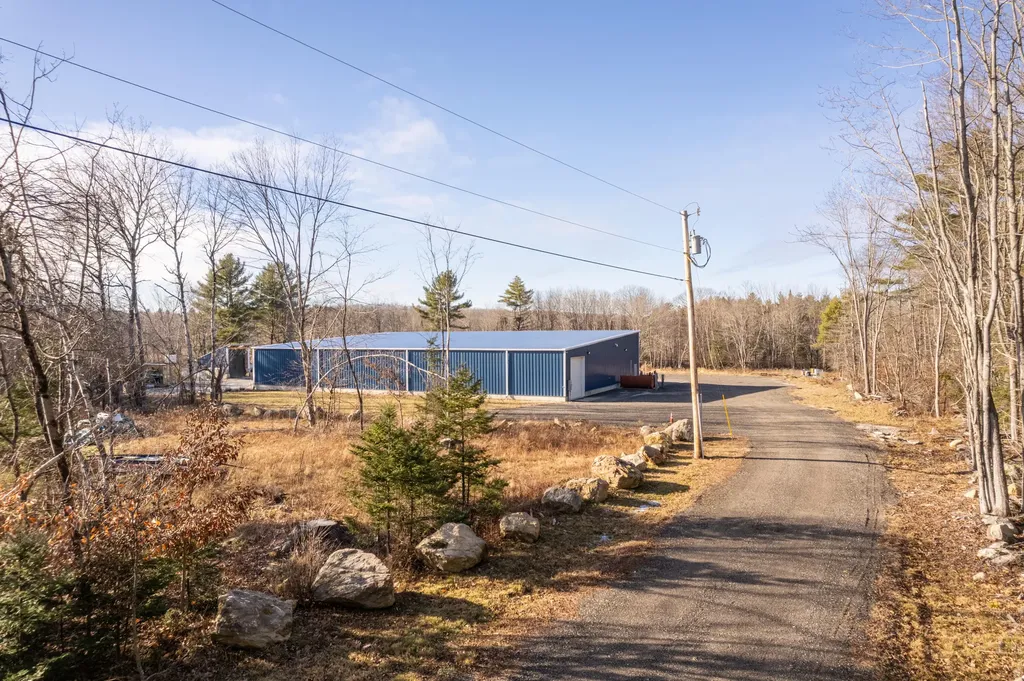 587 College Road Greene ME 04236
