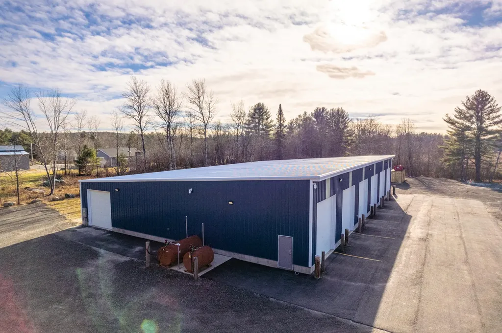 587 College Road Greene ME 04236