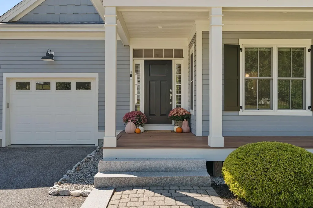 2 Bradbury Way Cumberland ME 04021