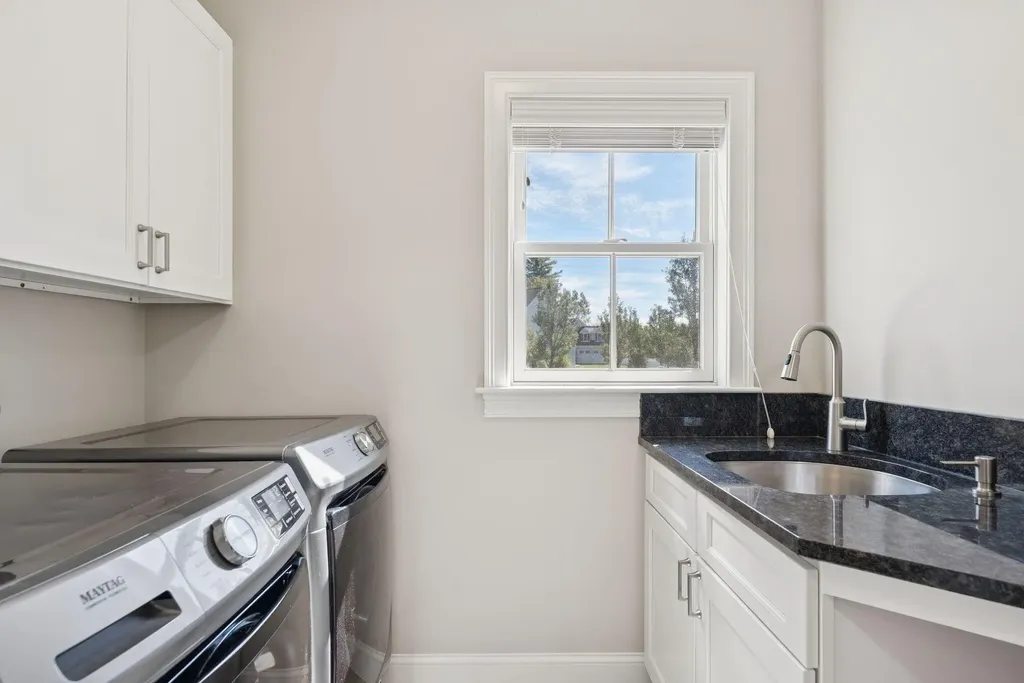 2 Bradbury Way Cumberland ME 04021