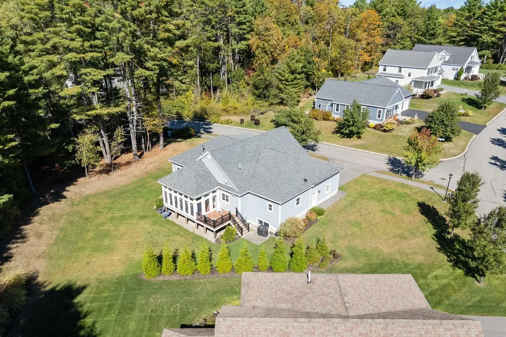 2 Bradbury Way Cumberland ME 04021