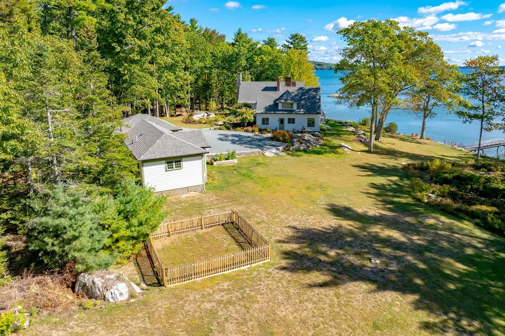 492 Parker Point Road Blue Hill ME 04614
