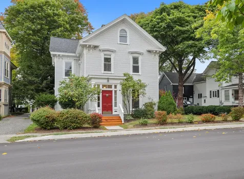 51 Grove Street Bangor ME 04401