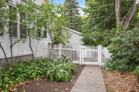 51 Grove Street Bangor ME 04401