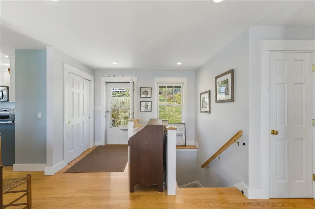 79 Perkins Street Castine ME 04421
