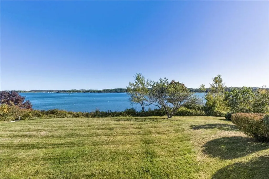 79 Perkins Street Castine ME 04421