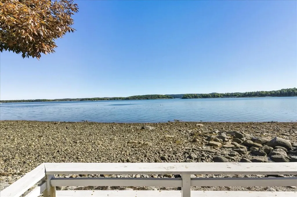 79 Perkins Street Castine ME 04421