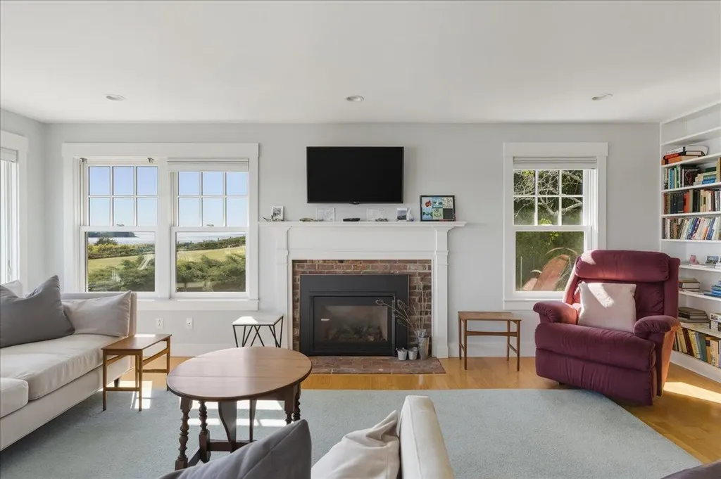 79 Perkins Street Castine ME 04421