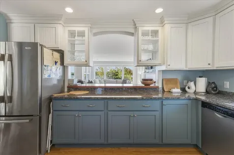 79 Perkins Street Castine ME 04421