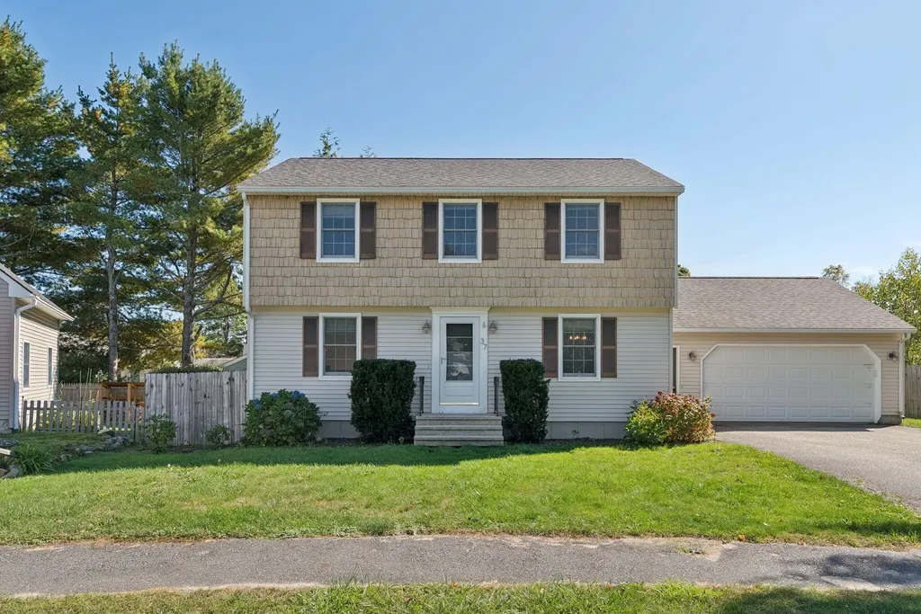 37 Felicia Lane Portland ME 04103