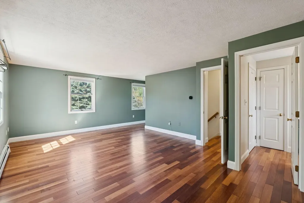 37 Felicia Lane Portland ME 04103