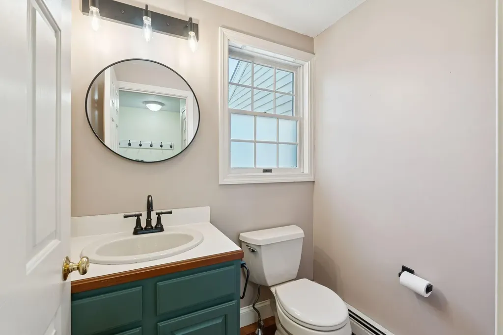 37 Felicia Lane Portland ME 04103