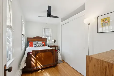 196 Spring Street Portland ME 04102
