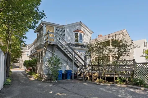 196 Spring Street Portland ME 04102