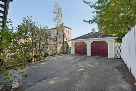 196 Spring Street Portland ME 04102