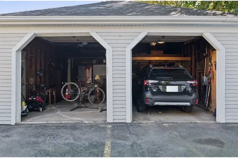 196 Spring Street Portland ME 04102