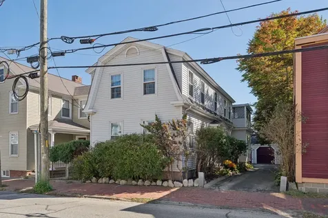 196 Spring Street Portland ME 04102