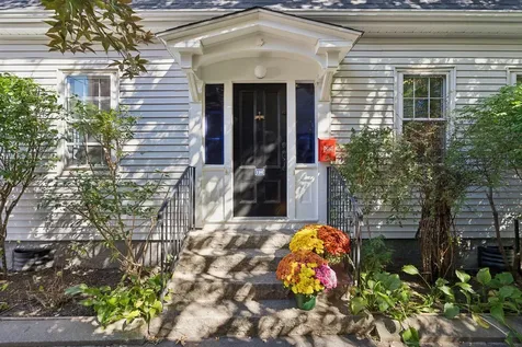 196 Spring Street Portland ME 04102