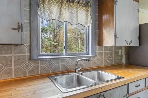 26 Crowell Hill Road Vassalboro ME 04989