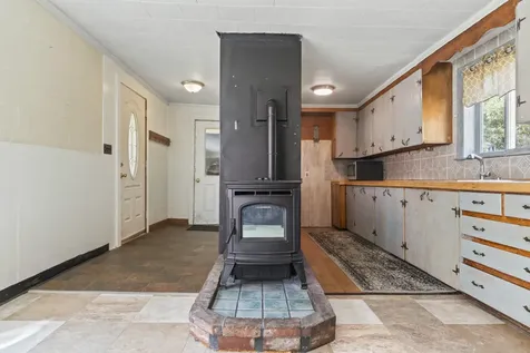 26 Crowell Hill Road Vassalboro ME 04989