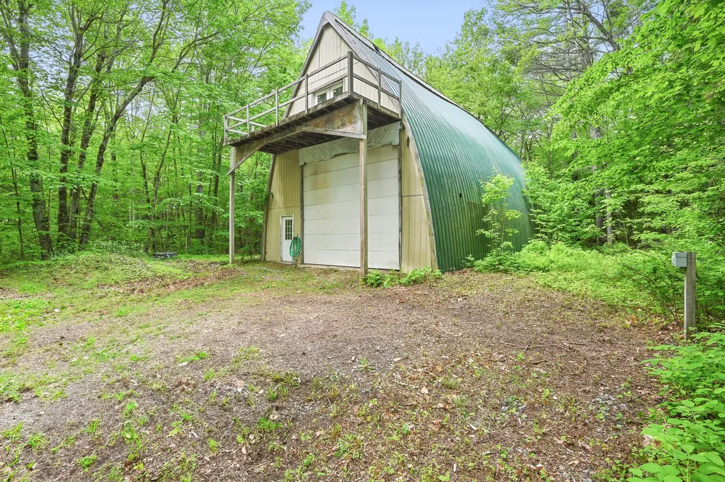 34 Gerber Lane Monmouth ME 04259