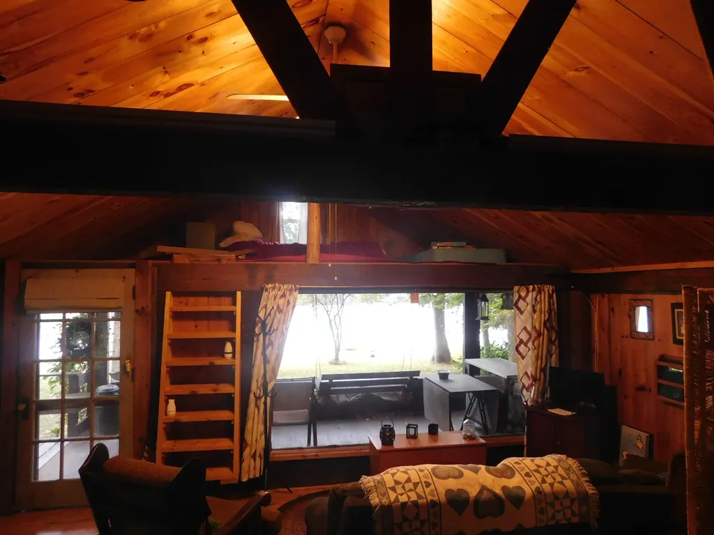 31 Swan Lane Dexter ME 04930