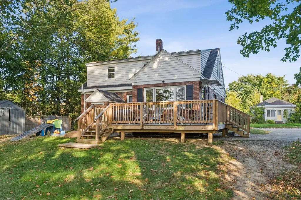 31 Whipple Street Winslow ME 04901