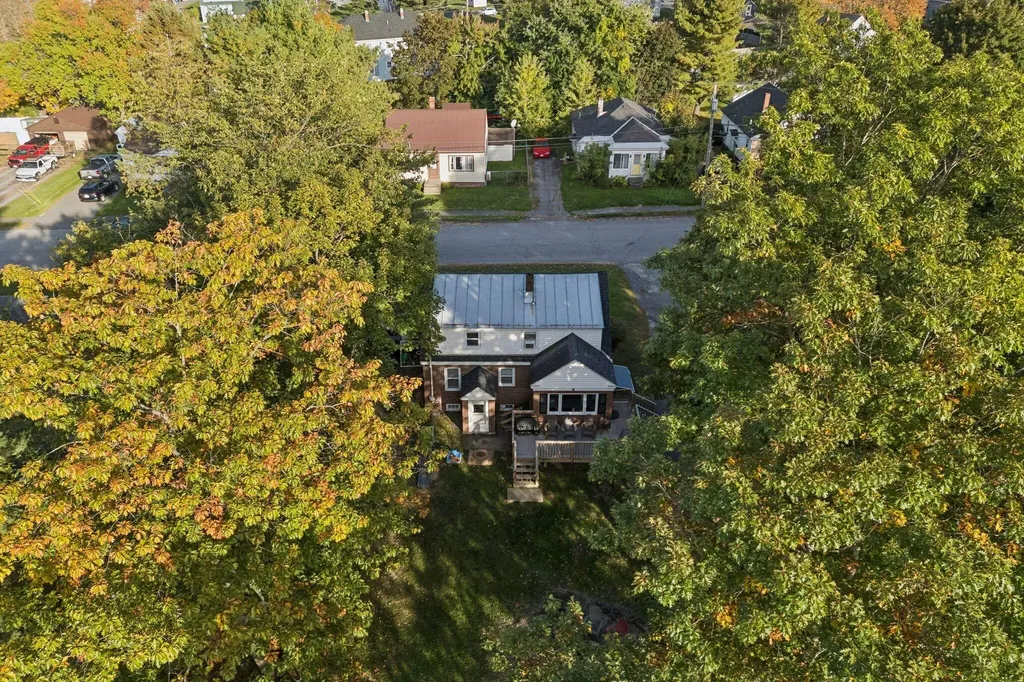31 Whipple Street Winslow ME 04901
