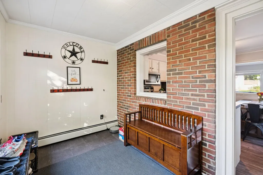 31 Whipple Street Winslow ME 04901