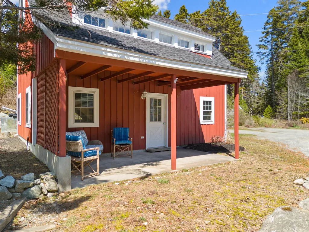 5 Little Dog Path South Thomaston ME 04858