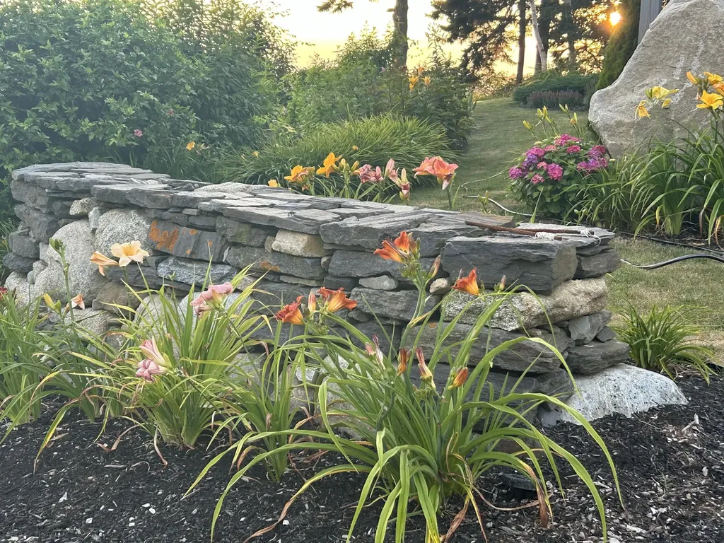 5 Little Dog Path South Thomaston ME 04858
