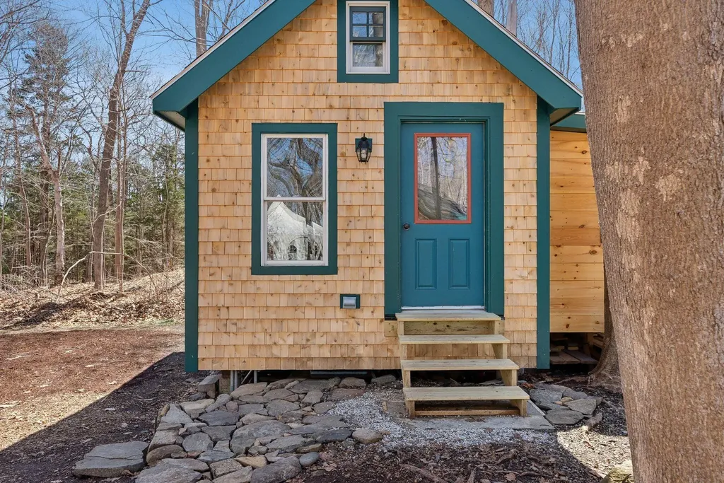 4 Wiley Street Portland ME 04108